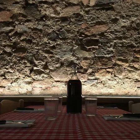Osteria Al Cantonaccio Apartment